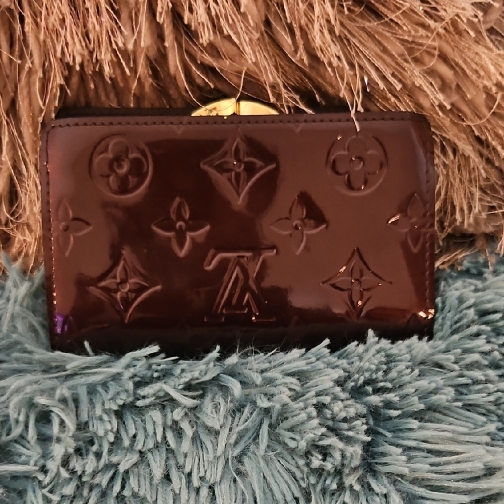 L Wallet. - Picture 7 of 7
